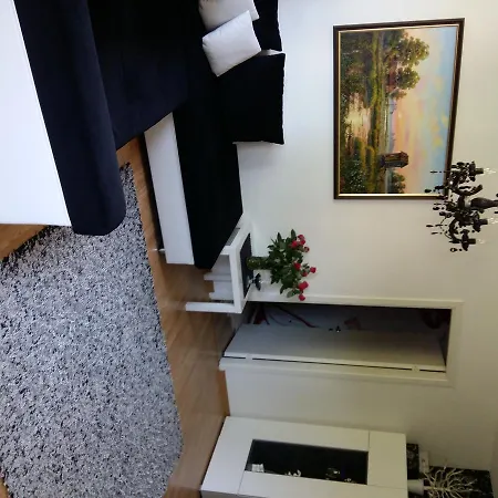 Pille Jannseni Apartman *